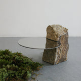 石の台座  小ぶり