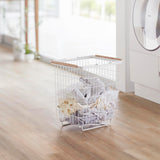 脚付バスケット洗面所