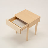 ドロワーナイトテーブル