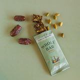 WHOLE BAR デーツ&ピスタチオ