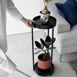 キャスター付きプランタースタンド タワー 2段(ブラック)を移動する様子