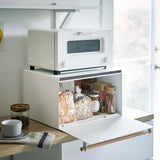 蓋を開けたケース