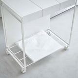 下段に予備の袋を置いた様子