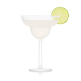 白いカクテルとグラス