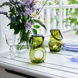 グリーンと花瓶