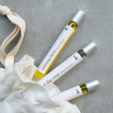 巾着から出たロールオン3本