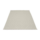 ウォームグレー