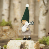 ウサギを抱えた男の子