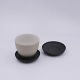 茶托(墨黒)と湯呑み