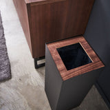 ブラウン上から