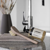 ボトルとブラシ