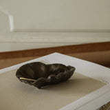 ブラックブラスシーン