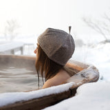 サウナハットと女性