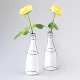 花瓶2つと黄色い花