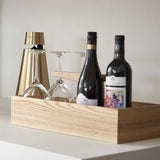 ネイチャーとワインボトル