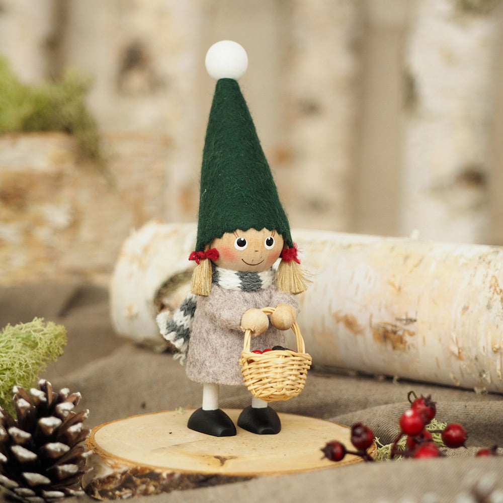 ベリー摘みの女の子