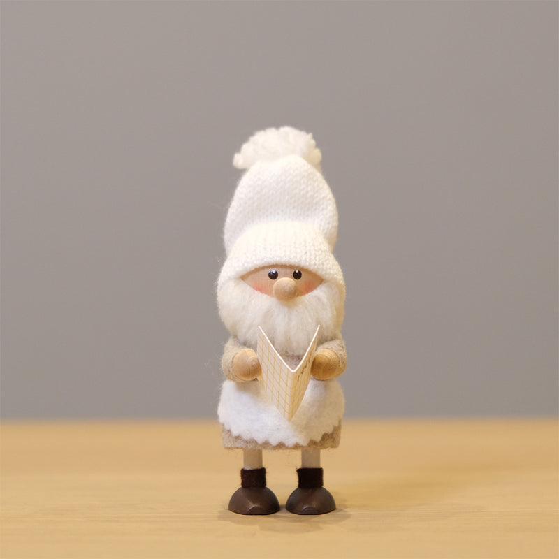 【イルムス限定】Fika Collection お茶会の準備をするエプロン姿のニッセ
