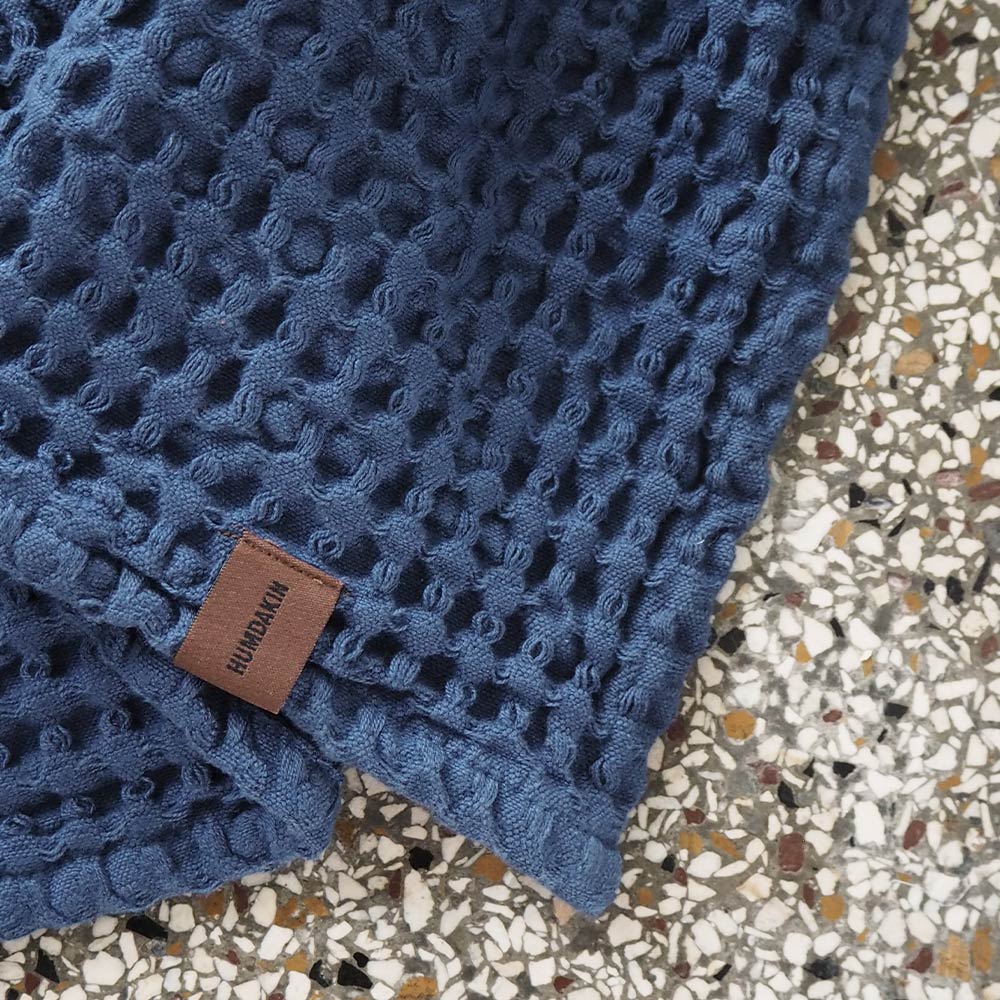 シーブルー生地アップ