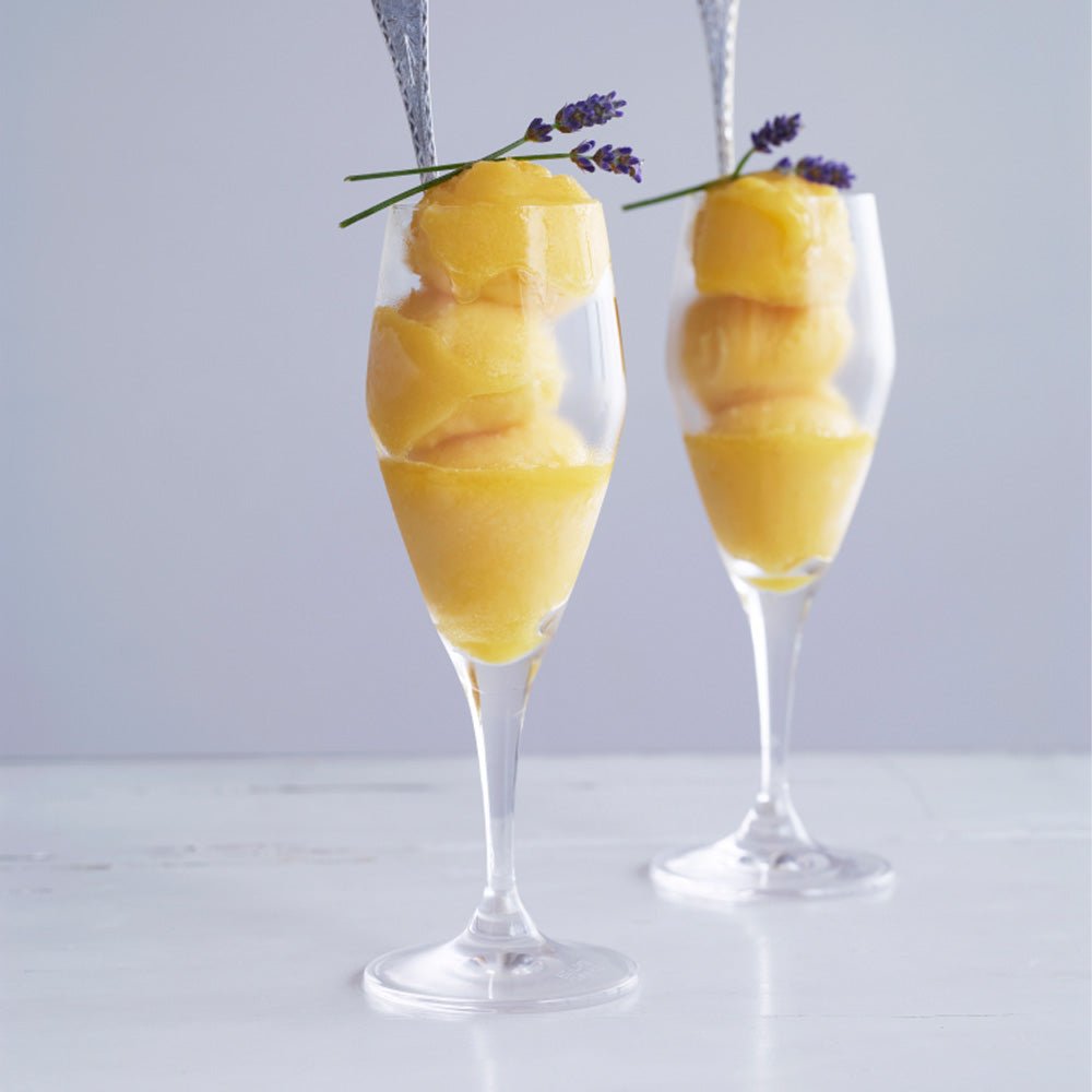 パーフェクション シャンパングラスにアイスを入れて使用したシーン